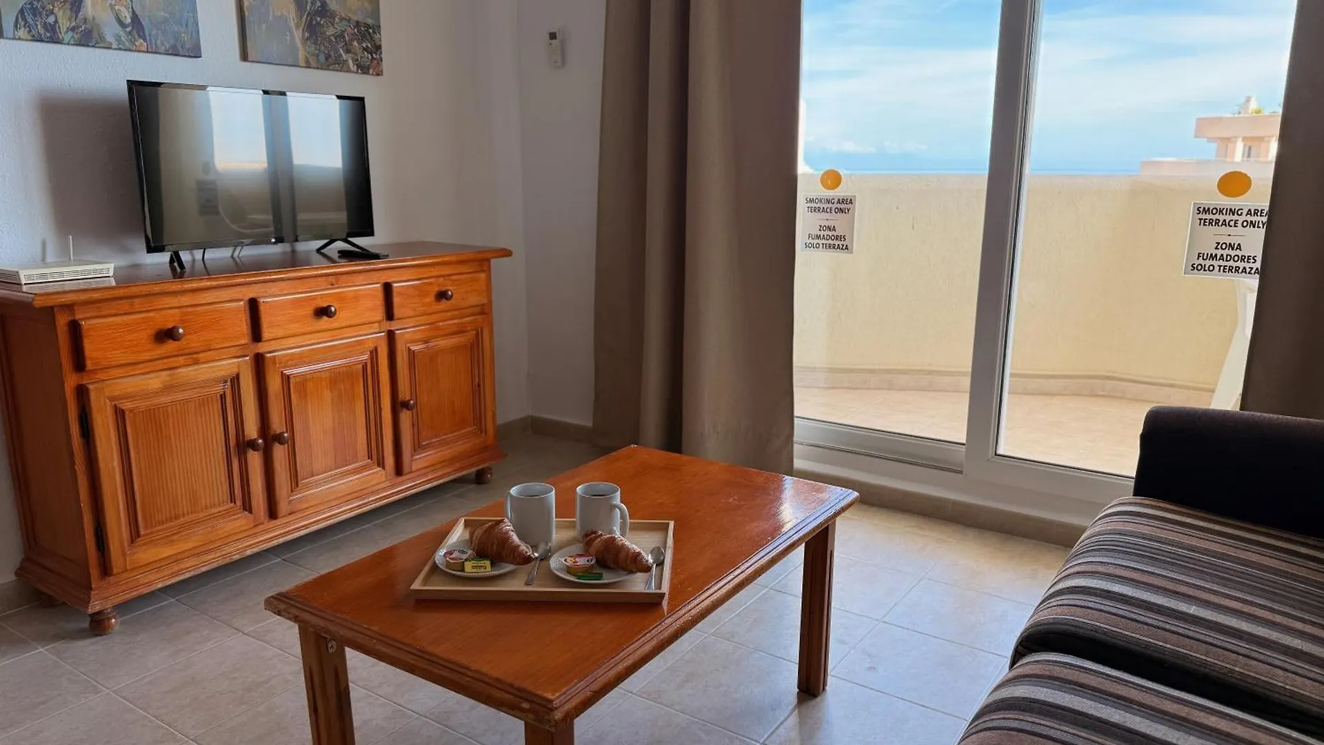 Kingfisher Apartments Benal Beach 贝纳尔马德纳