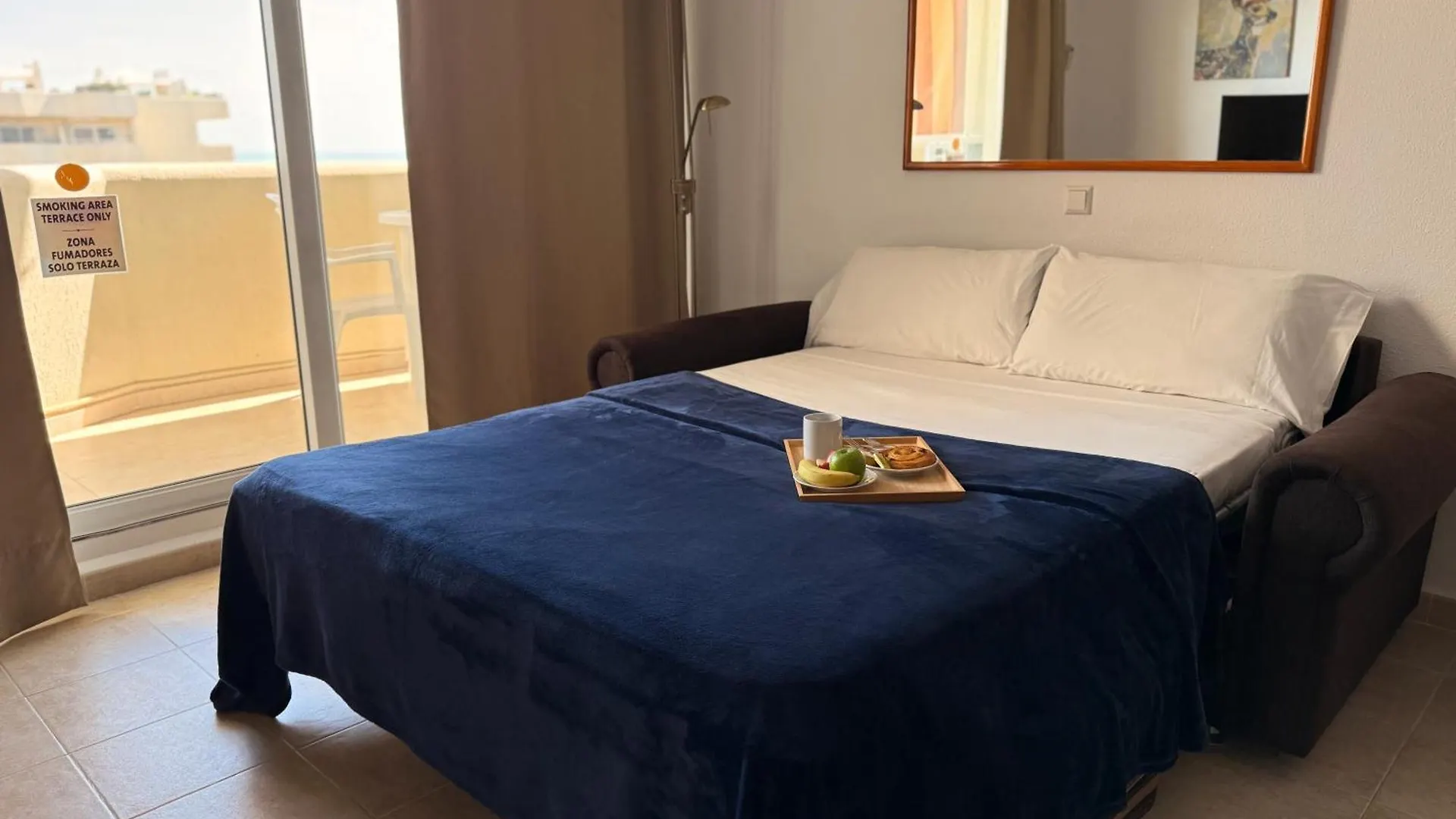 Kingfisher Apartments Benal Beach 贝纳尔马德纳 0*,