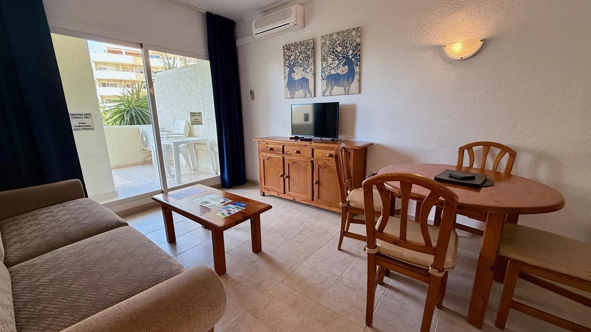 Kingfisher Apartments Benal Beach 贝纳尔马德纳