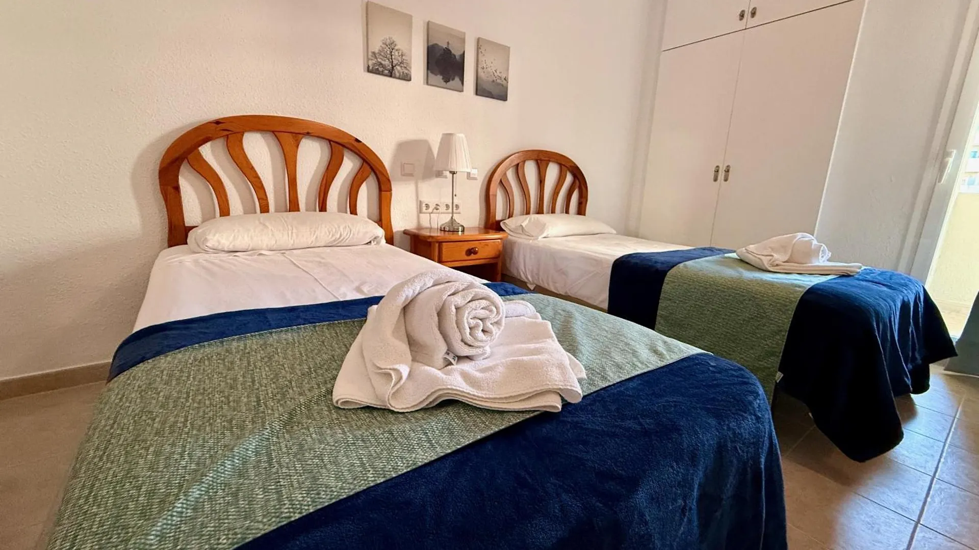 Kingfisher Apartments Benal Beach 贝纳尔马德纳